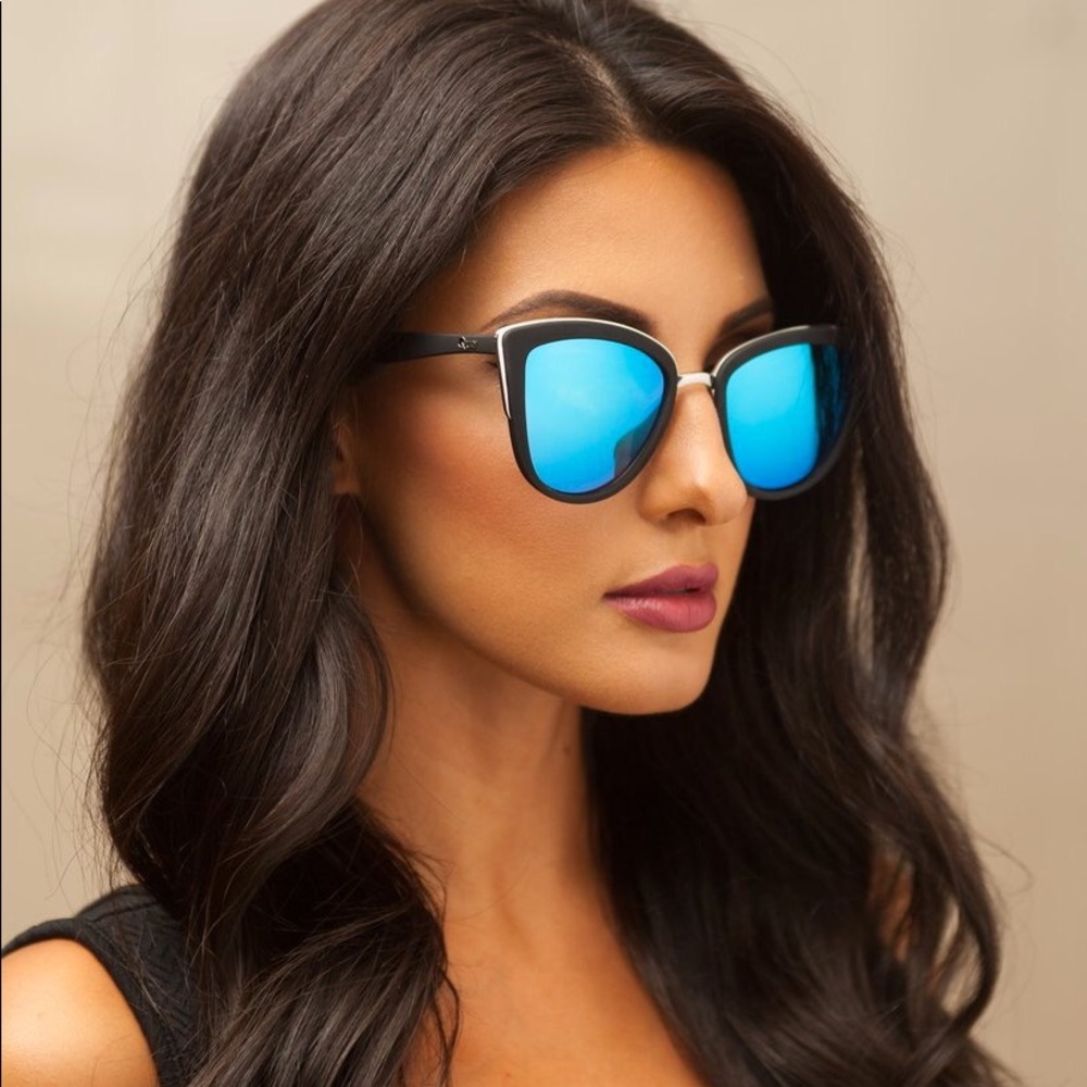Authentic Quay “my girl” Sunglasses